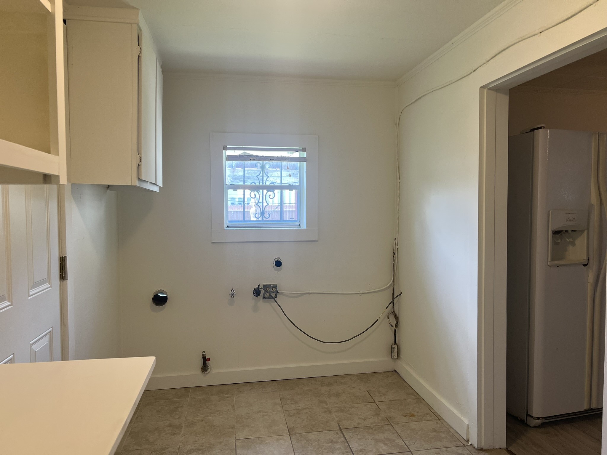 2605 Delafield Street Houston, TX 77023 - Photo 26 of 32 Utility room