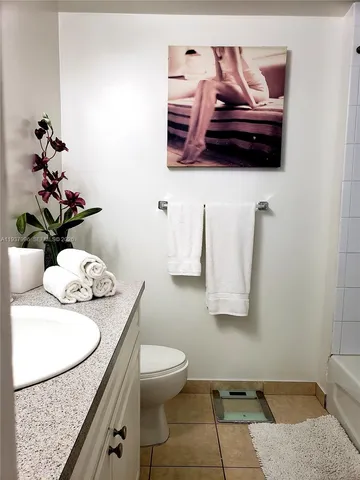 $2,250 | 1 Glen Royal Parkway, Unit 1003, Miami, FL 33125