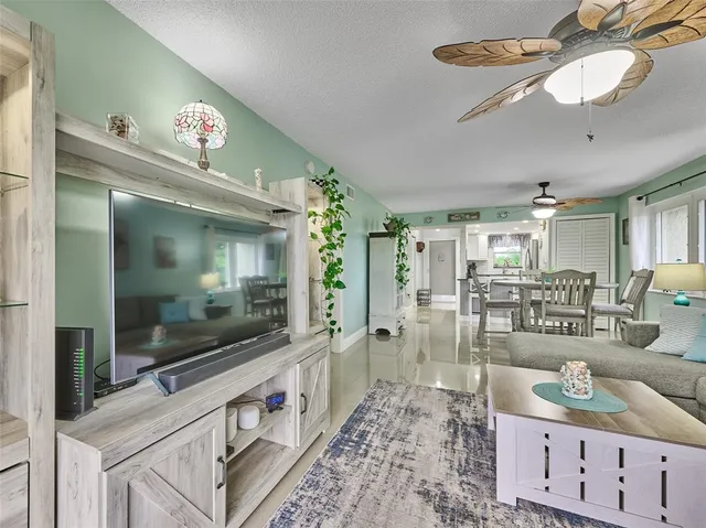 $170,000 | 6020 Northwest 44th Street, Unit 401, Lauderhill, FL 33319