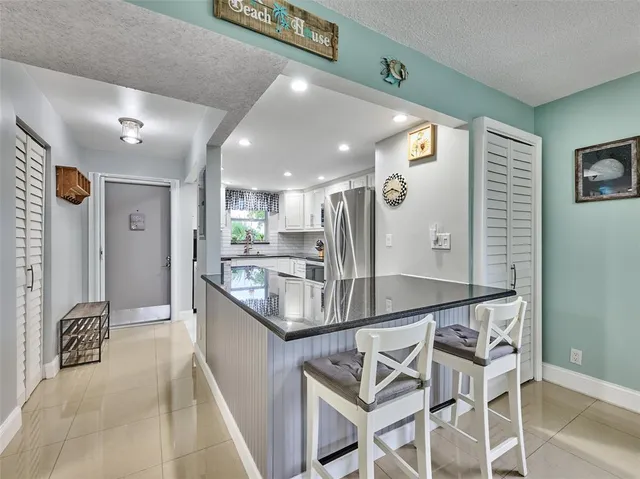 $170,000 | 6020 Northwest 44th Street, Unit 401, Lauderhill, FL 33319