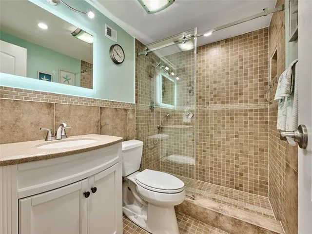 $170,000 | 6020 Northwest 44th Street, Unit 401, Lauderhill, FL 33319