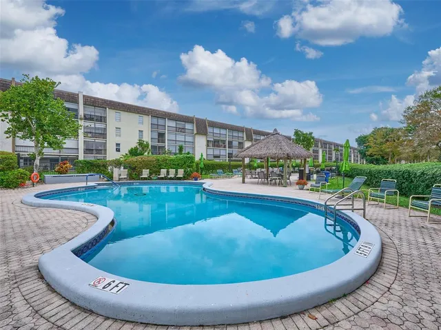 $170,000 | 6020 Northwest 44th Street, Unit 401, Lauderhill, FL 33319