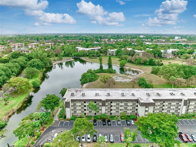 $170,000 | 6020 Northwest 44th Street, Unit 401, Lauderhill, FL 33319