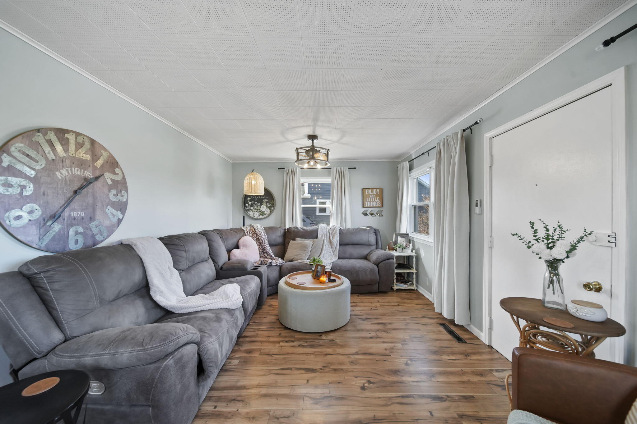 313 Monroe Street Brooklyn, MI 49230 - Photo 6 of 31 6-web-or-mls-DSC03523