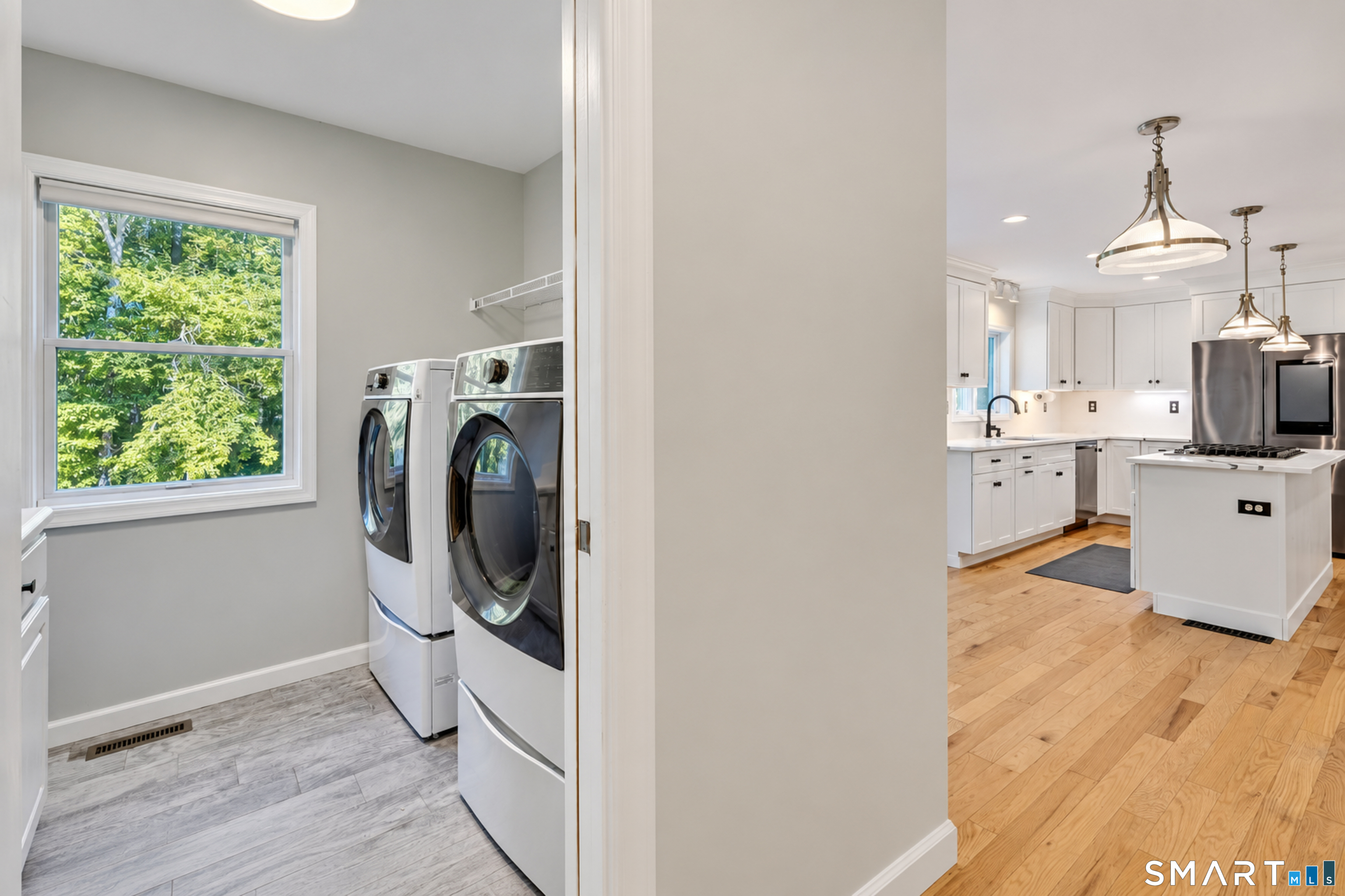 14 Spinnaker Road Waterford, CT 06385 - Photo 10 of 40 Gallery Image 10