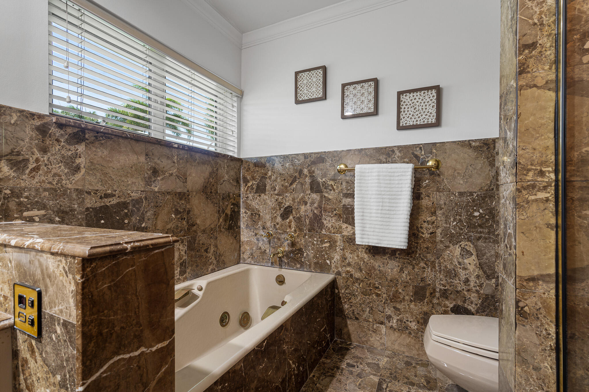 57 Cayuga Road Sea Ranch Lakes, FL 33308 - Photo 33 of 79 MAster Bath 1