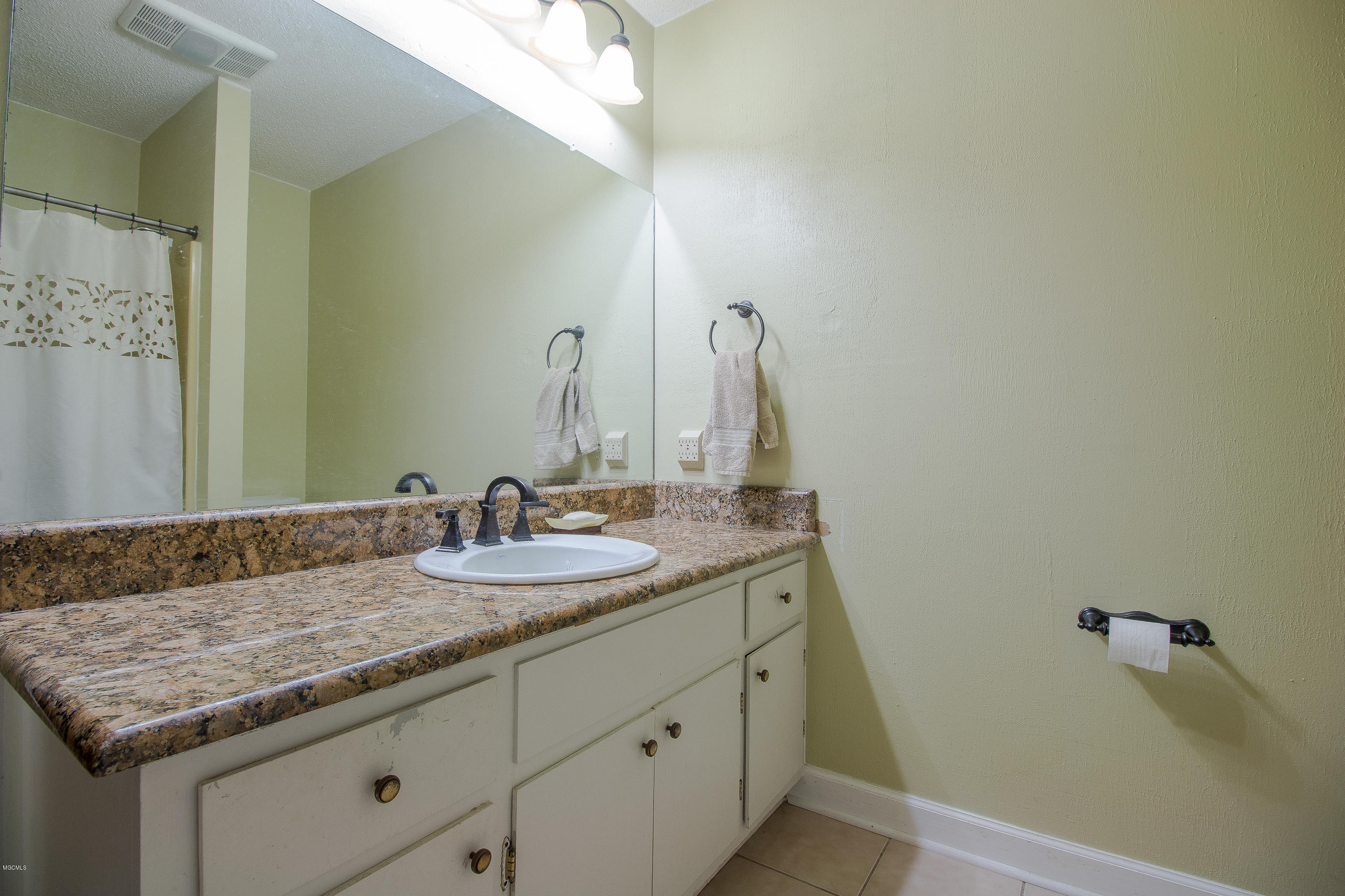 45 Cold Springs Road Gulfport, MS 39503 - Photo 8 of 18 82916-31
