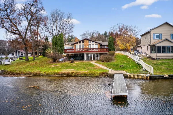 $785,000 | 20782 South Lake Drive, Walkerton, IN 46574