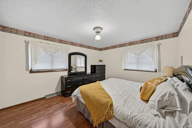 $785,000 | 20782 South Lake Drive, Walkerton, IN 46574