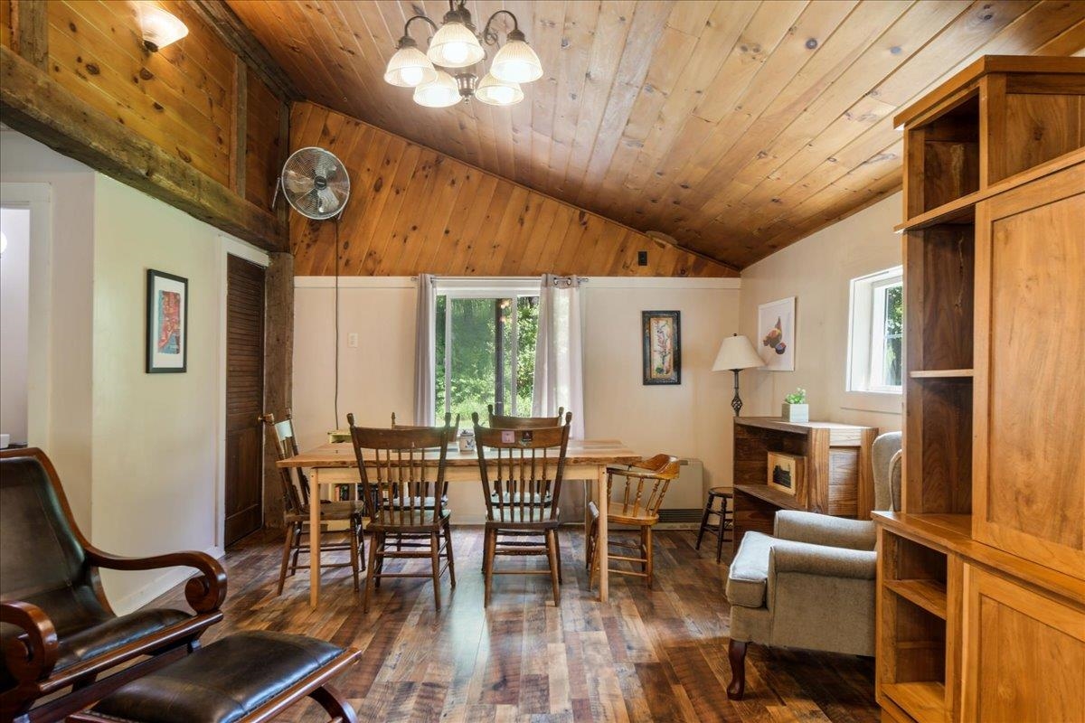 147 French Settlement Road Lincoln, VT 05443 - Photo 4 of 40 Gallery Image 4