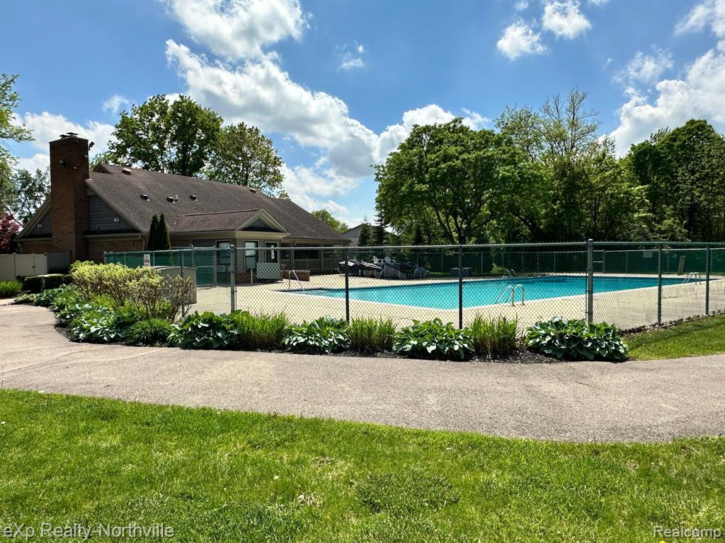 7214 Chichester Road Canton, MI 48187 - Photo 39 of 44