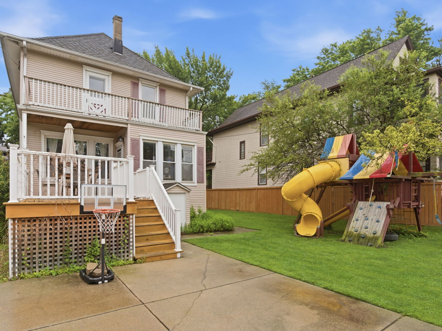 3808 North Ridgeway Avenue Chicago, IL 60618 - Photo 25 of 31