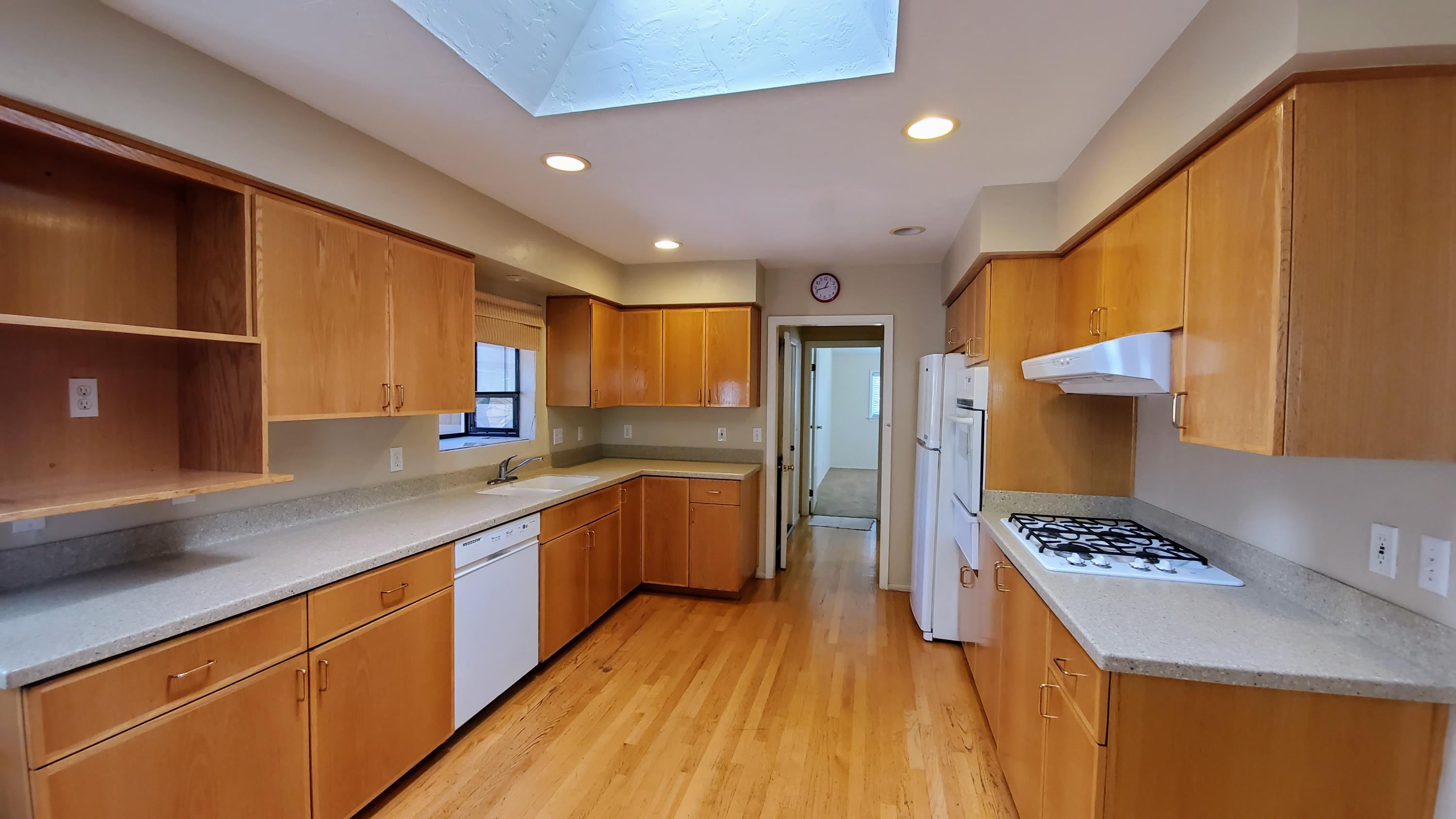 5031 Foothill Road Carpinteria, CA 93013 - Photo 2 of 16 Kitchen V1