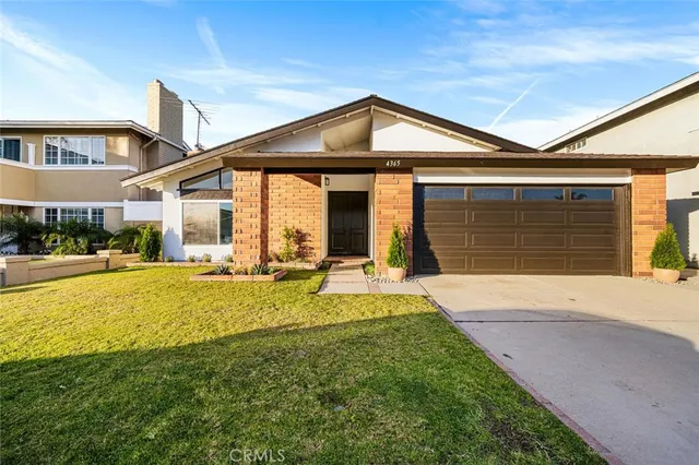 $1,535,000 | 4365 Birchwood Avenue, Seal Beach, CA 90740