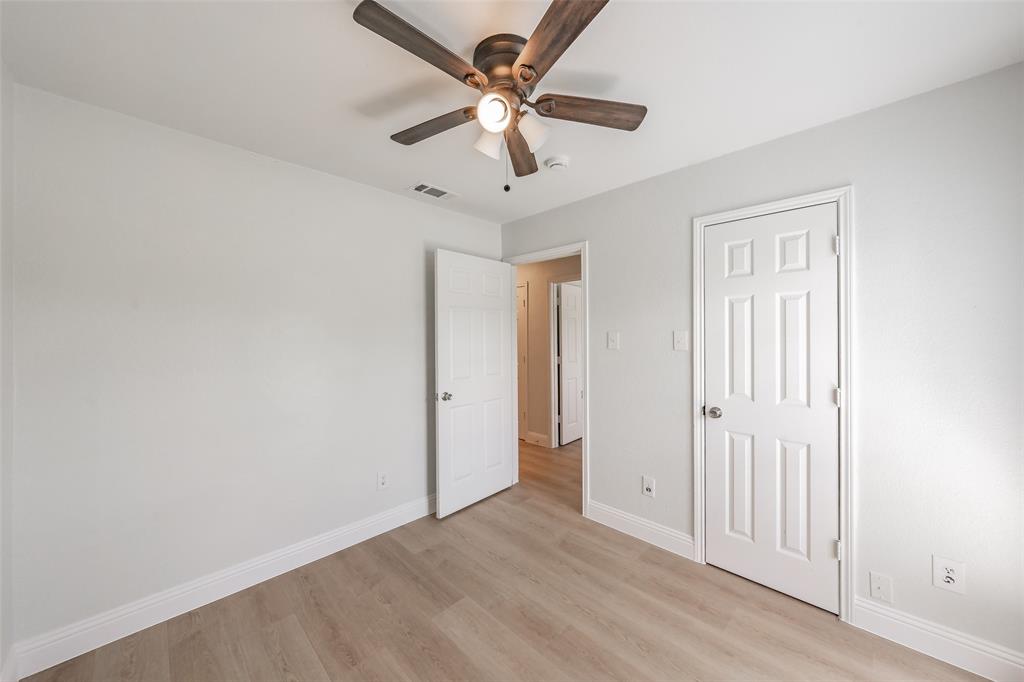 4503 Mexicana Road Dallas, TX 75212 - Photo 22 of 40