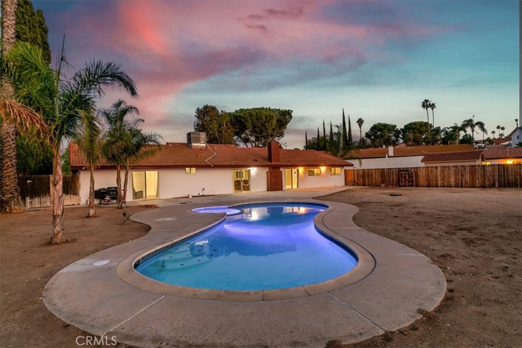 15745 Saddleback Road Riverside, CA 92506 - Photo 32 of 44 Back View at Twilight