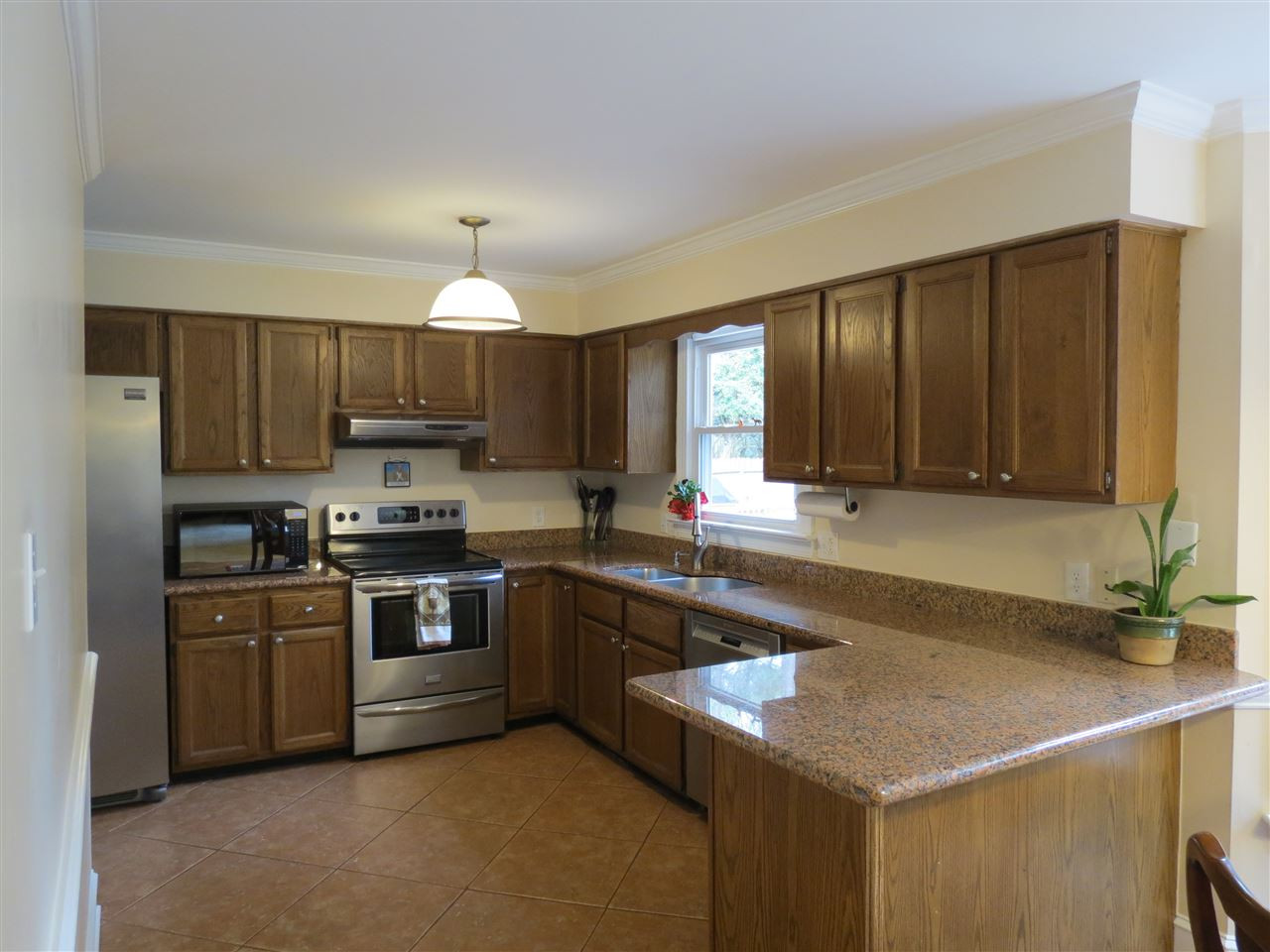 3108 Rutledge Court Raleigh, NC 27613 - Photo 7 of 26 Kitchen