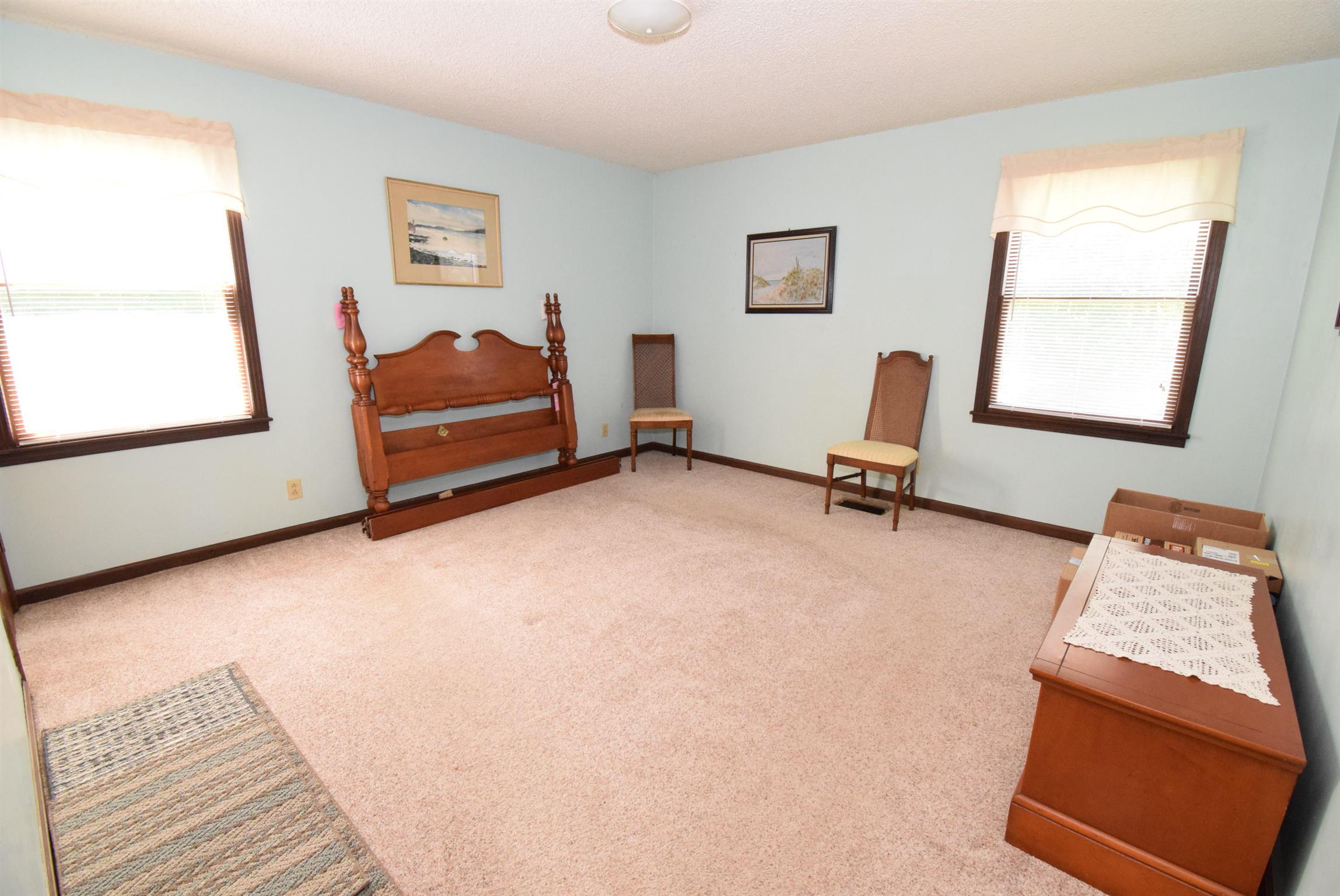 2242 Cedar Grove Road Lebanon, TN 37087 - Photo 17 of 21 a room with furniture and a window