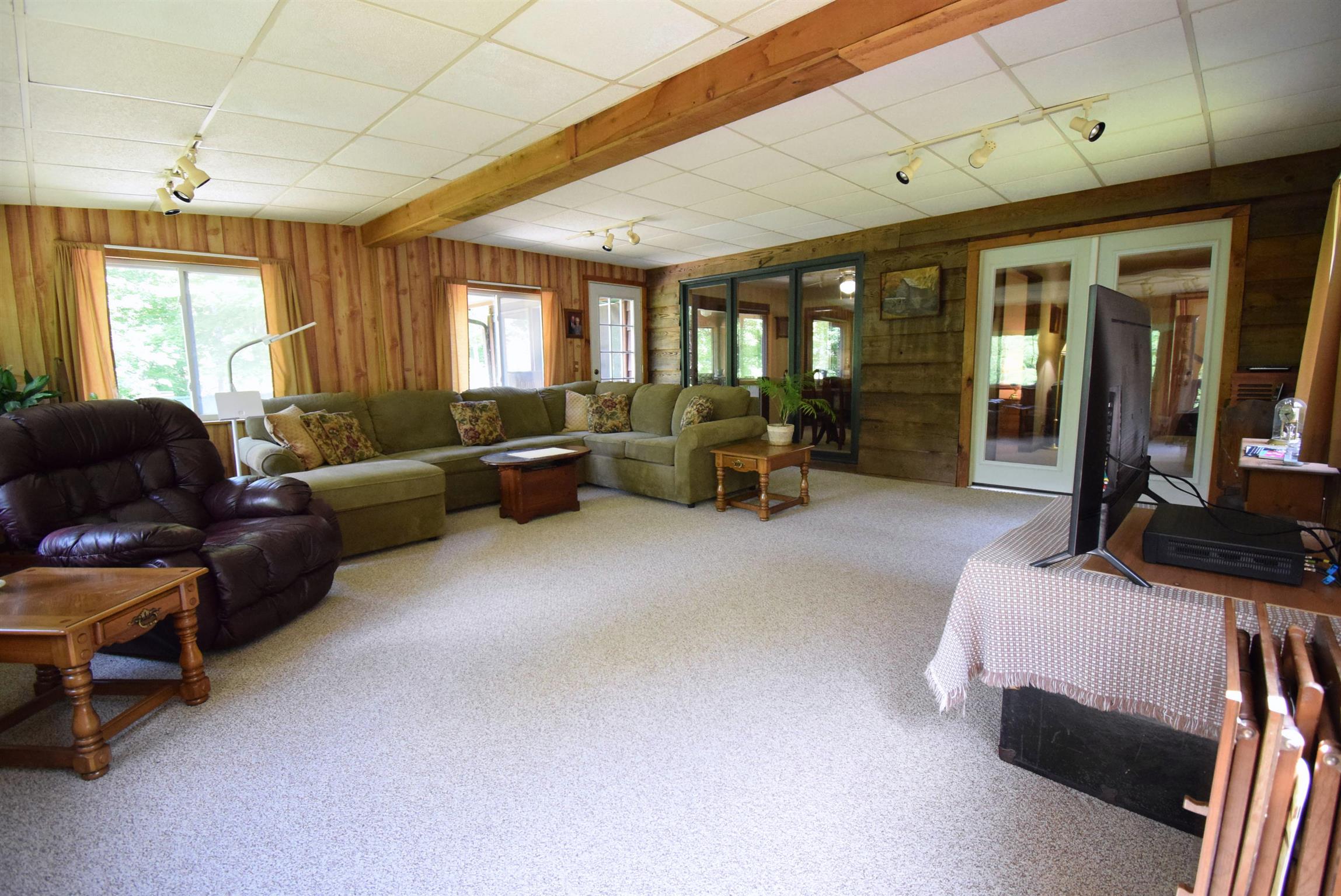 2242 Cedar Grove Road Lebanon, TN 37087 - Photo 6 of 21 a living room with furniture and a large window