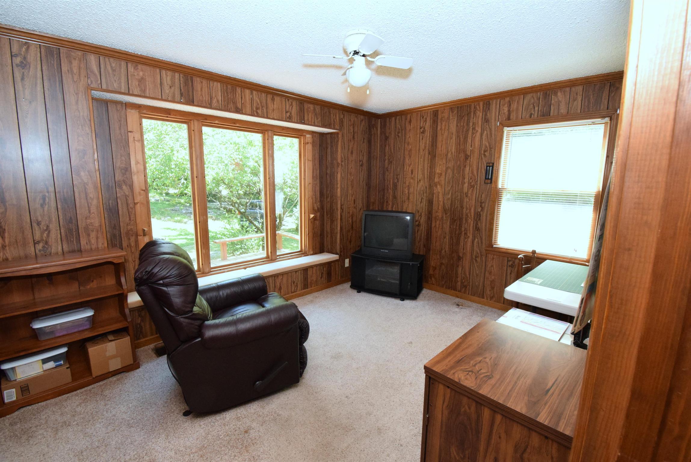 2242 Cedar Grove Road Lebanon, TN 37087 - Photo 10 of 21 a living room with furniture and a window