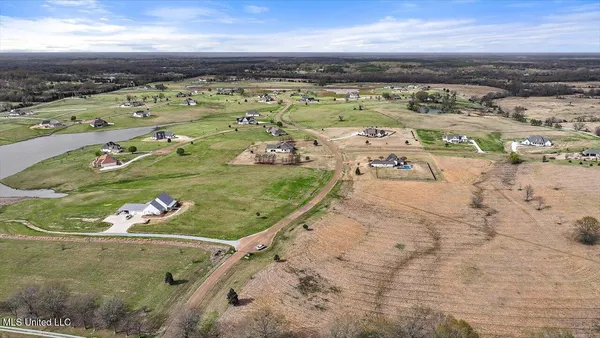 $95,000 | 0 Lovorn Court, Flora, MS 39071