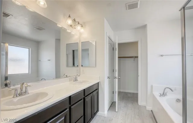 $410,000 | 7600 Finishing Touch Court, Las Vegas, NV 89149