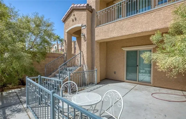 $410,000 | 7600 Finishing Touch Court, Las Vegas, NV 89149
