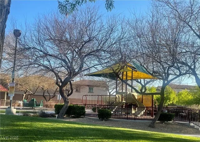 $410,000 | 7600 Finishing Touch Court, Las Vegas, NV 89149