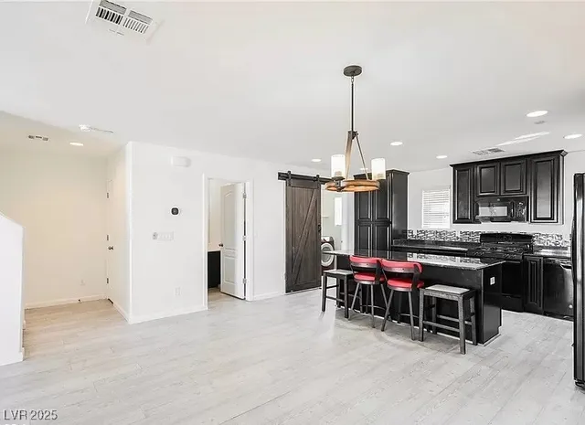 $410,000 | 7600 Finishing Touch Court, Las Vegas, NV 89149