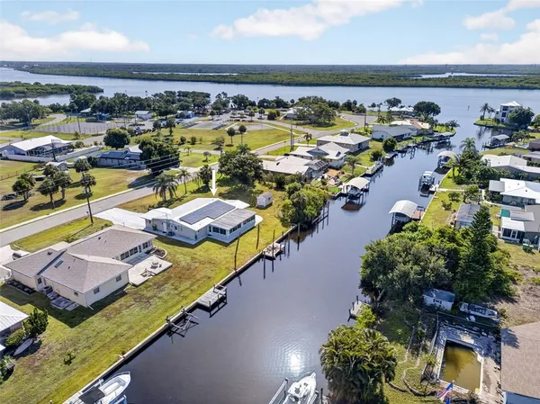 $369,000 | 27385 Voyageur Drive, Punta Gorda, FL 33983