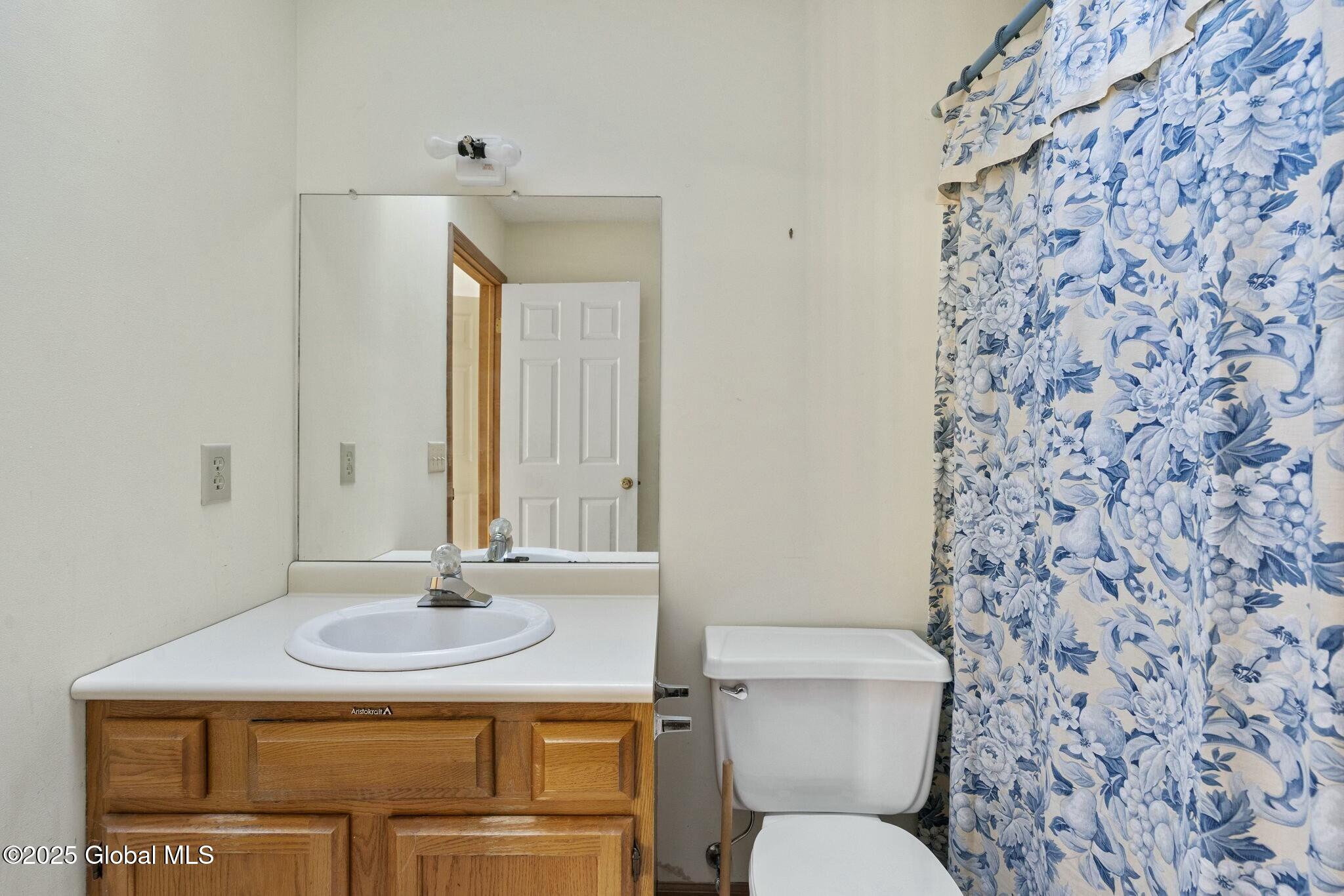 7 Cheryl Court Troy, NY 12180 - Photo 24 of 39 tempImageyg1FrW