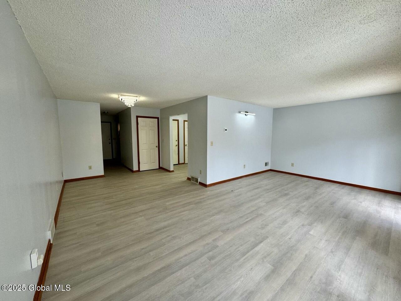 7 Cheryl Court Troy, NY 12180 - Photo 9 of 39 tempImagercorFK