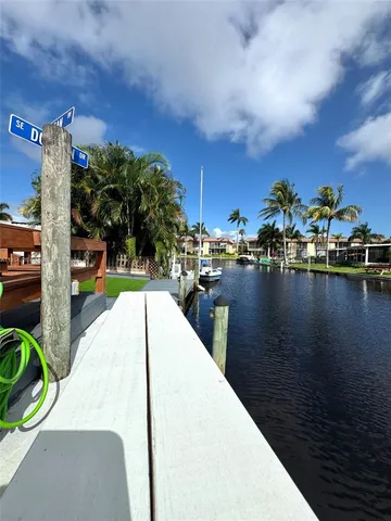 $635,000 | 129 Southwest Hideaway Place, Stuart, FL 34994