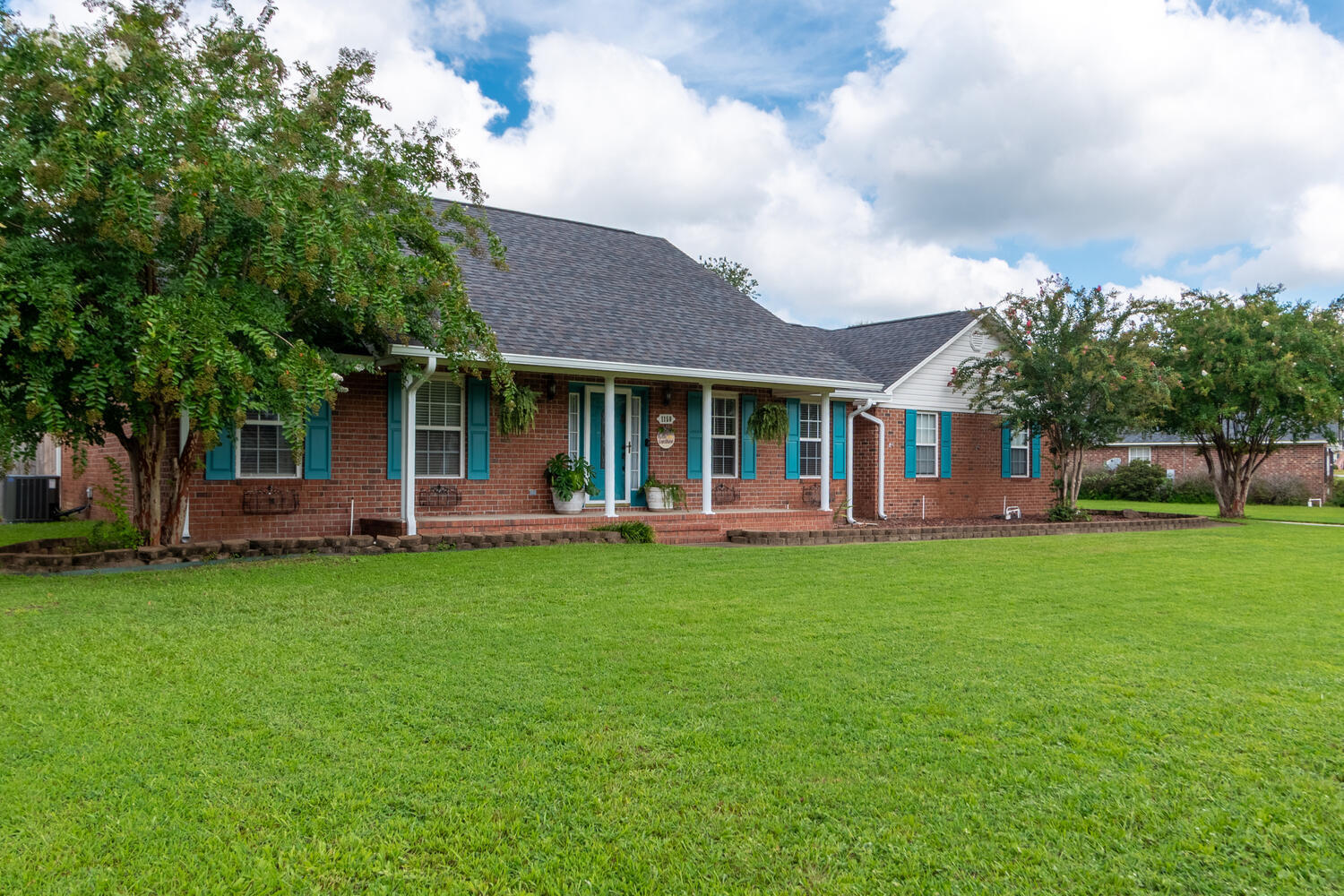 1150 Inabinet Drive Sumter, SC 29154 - Photo 5 of 89 Gallery Image 5