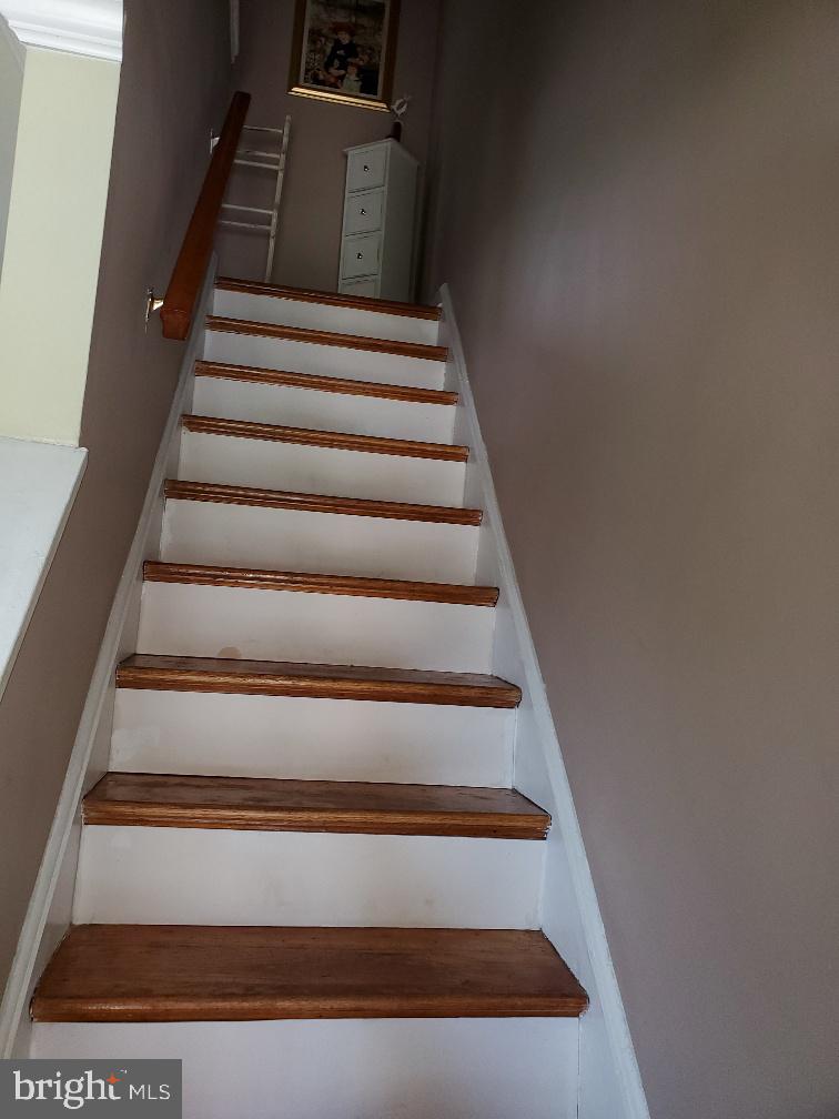 3539 Benzinger Road Baltimore, MD 21229 - Photo 22 of 33