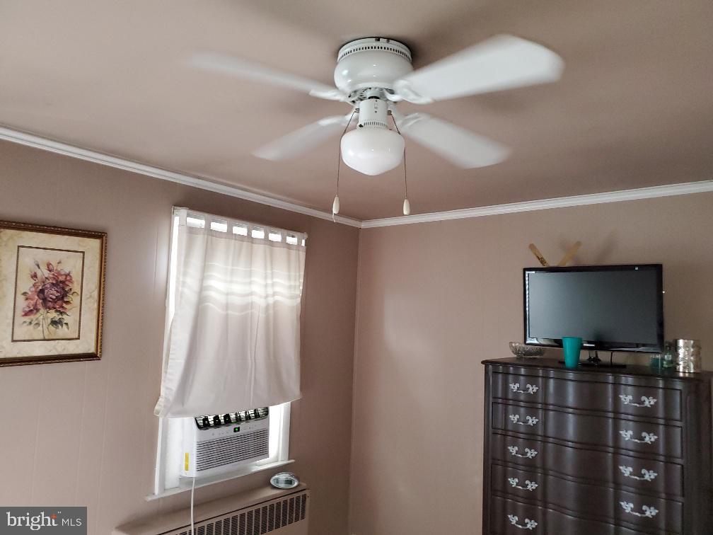3539 Benzinger Road Baltimore, MD 21229 - Photo 26 of 33