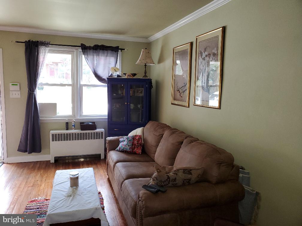 3539 Benzinger Road Baltimore, MD 21229 - Photo 6 of 33