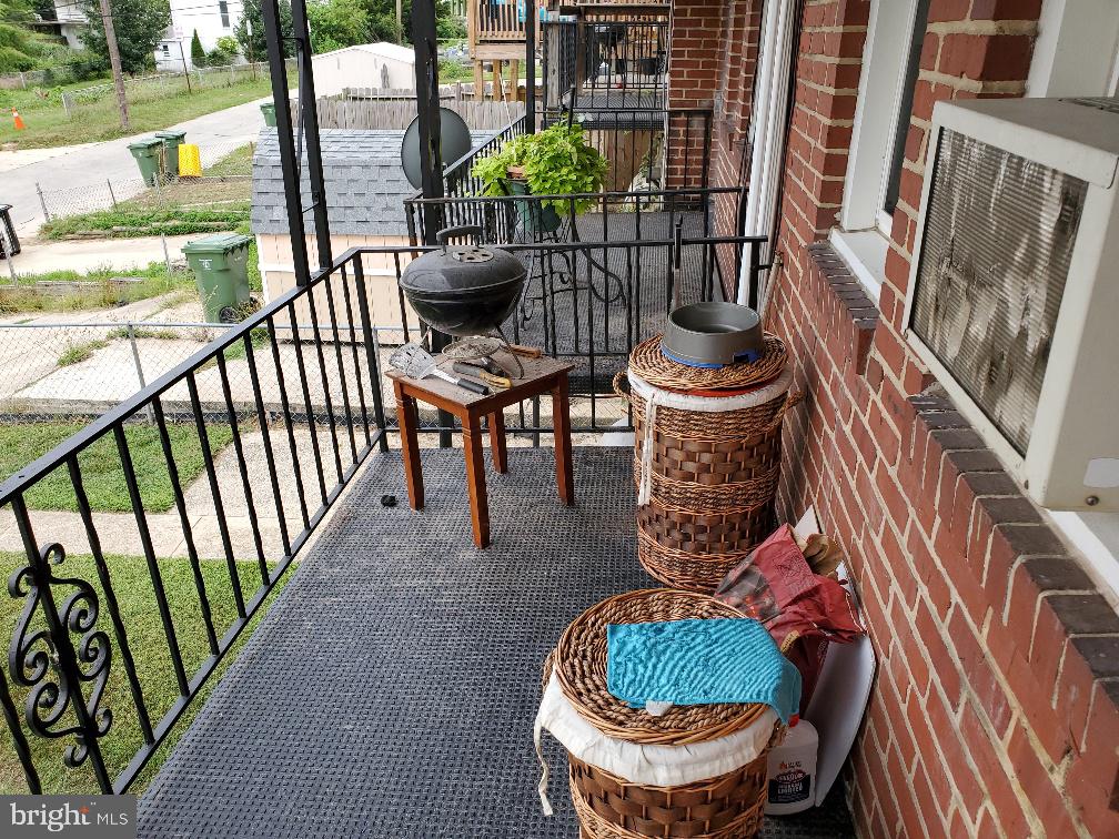 3539 Benzinger Road Baltimore, MD 21229 - Photo 8 of 33
