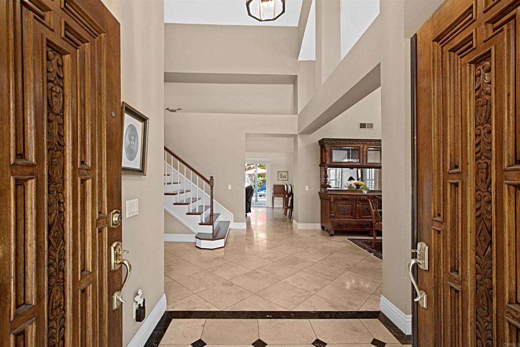 2046 Balboa Circle Vista, CA 92081 - Photo 7 of 37 a view of entryway and livingroom
