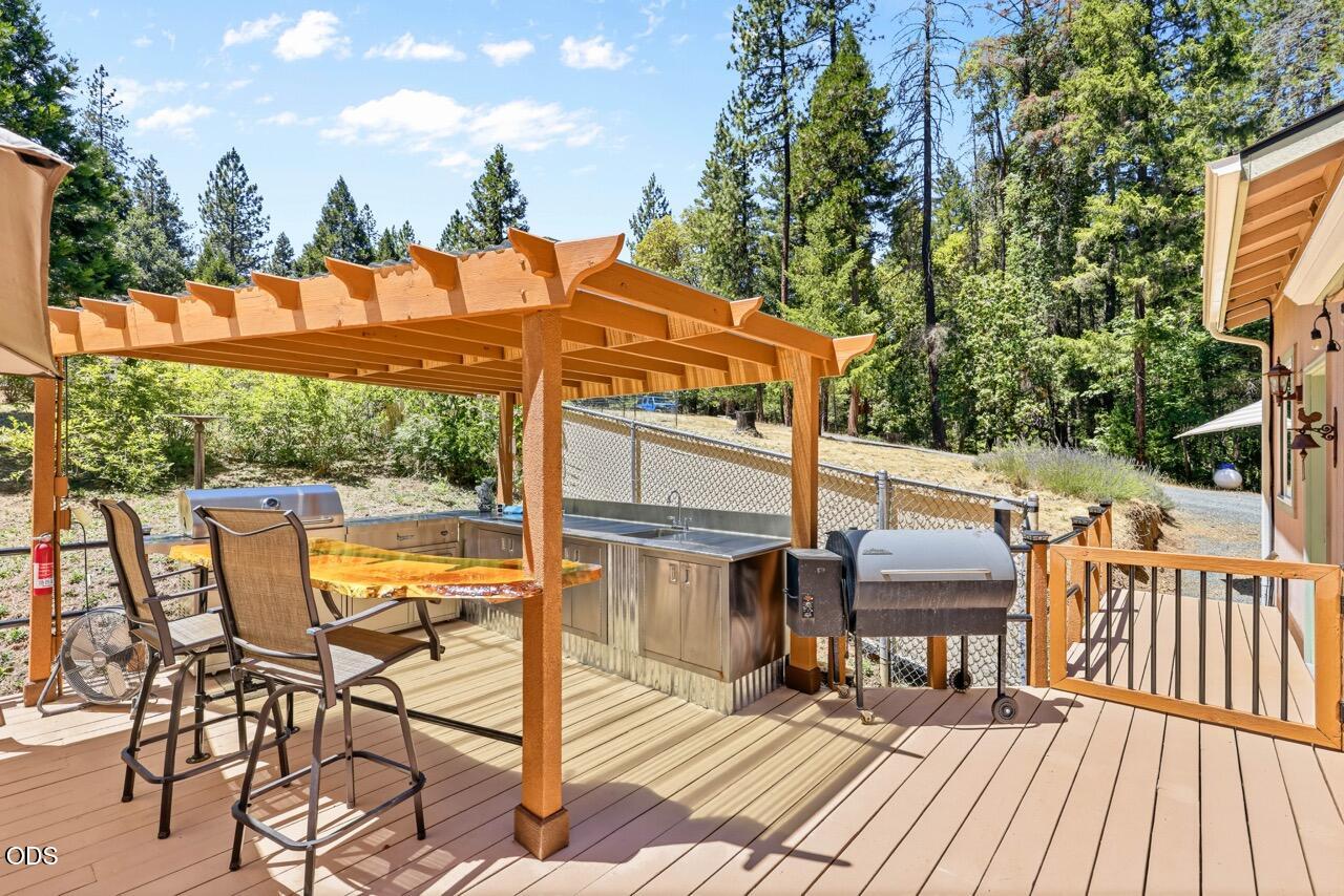 4300 Pleasant Creek Road Rogue River, OR 97537 - Photo 5 of 78