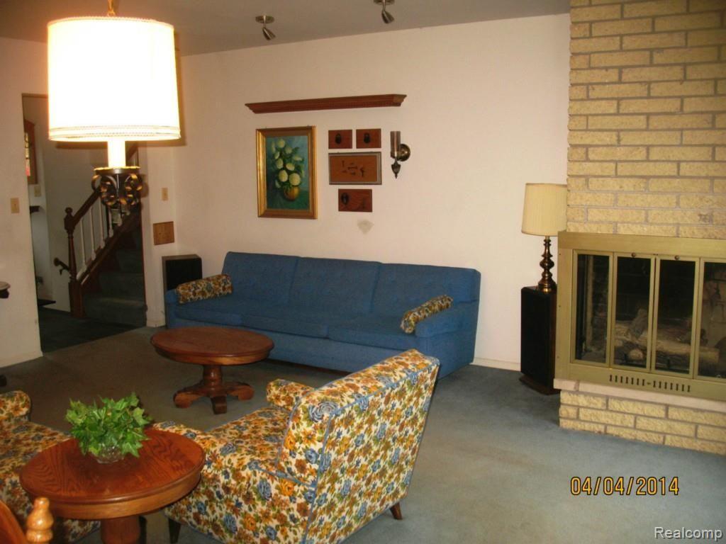 1260 Grebe Road Highland, MI 48357 - Photo 14 of 35 IMG_4416.jpg