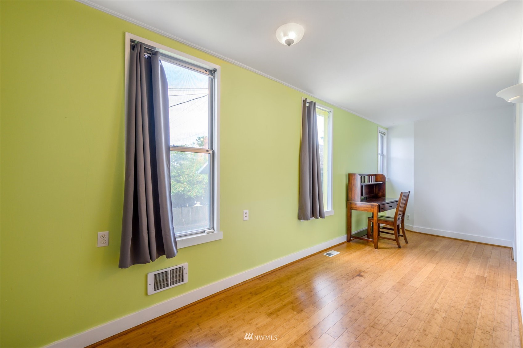 2313 Rucker Avenue Everett, WA 98201 - Photo 23 of 35 a living room with furniture and a window