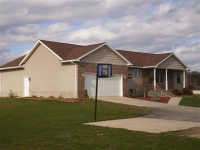 1904 Bennett Road Ionia, MI 48846 - Photo 1 of 19 Primary Photo