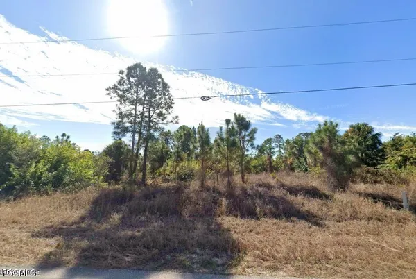 $17,490 | 1048 Kanuga Street East, Lehigh Acres, FL 33974