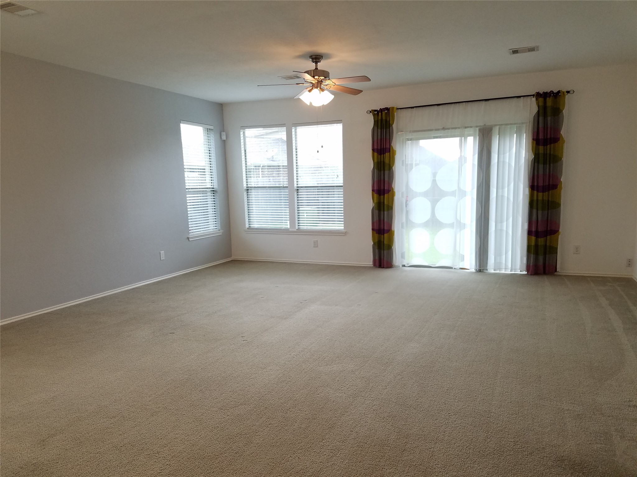 2711 Cally Court Manvel, TX 77578 - Photo 6 of 34