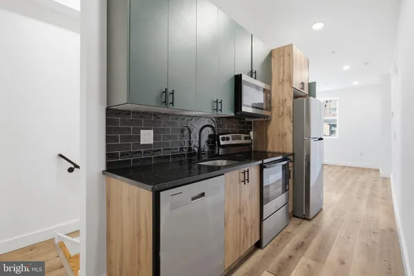 $1,300 | 4243 Mantua Avenue, Unit A, Philadelphia, PA 19104