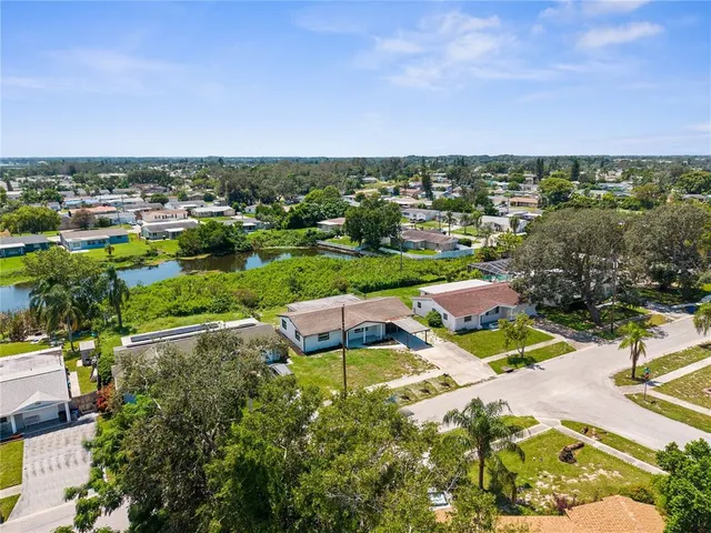 $270,000 | 5130 Chime Way, Holiday, FL 34690