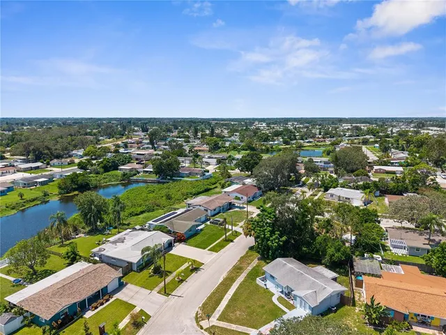 $270,000 | 5130 Chime Way, Holiday, FL 34690