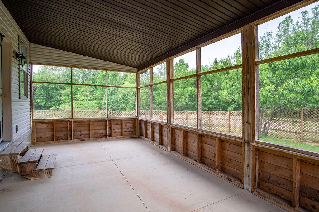 7880 Lancaster-Circleville Road Southwest Lancaster, OH 43130 - Photo 29 of 49 Back Porch