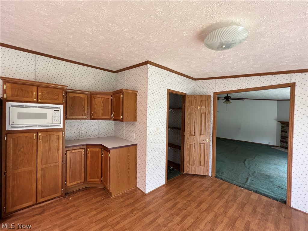 8800 Cook Road Salem, OH 44460 - Photo 11 of 22 Walk in pantry